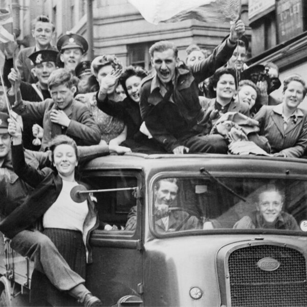 VE Day Celebrations in London, 8 May 1945 (HU41808)